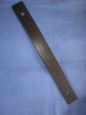 2A2071 MIDGET PETROL FUEL TANK RUBBER STRIP LONG