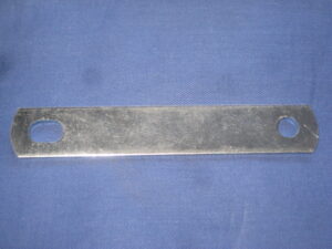 GEX7194 MGB EXHAUST FRONT STEADY TIE BRACKET