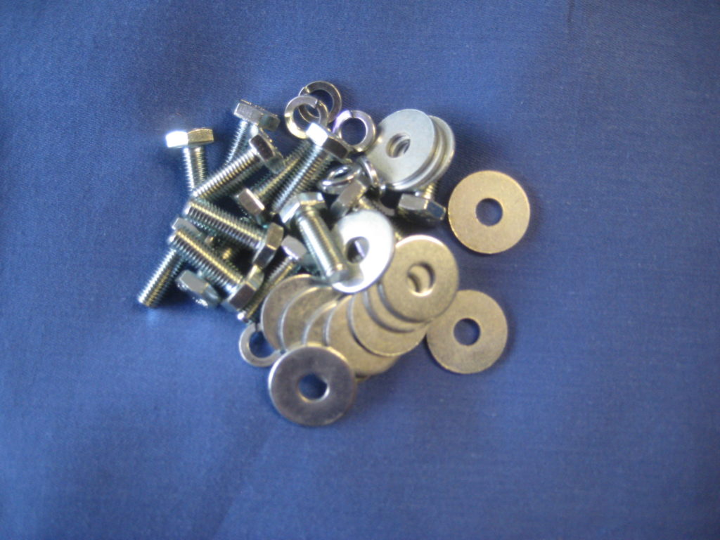 MBK109 MGB SPLASH PANEL FITTING KIT