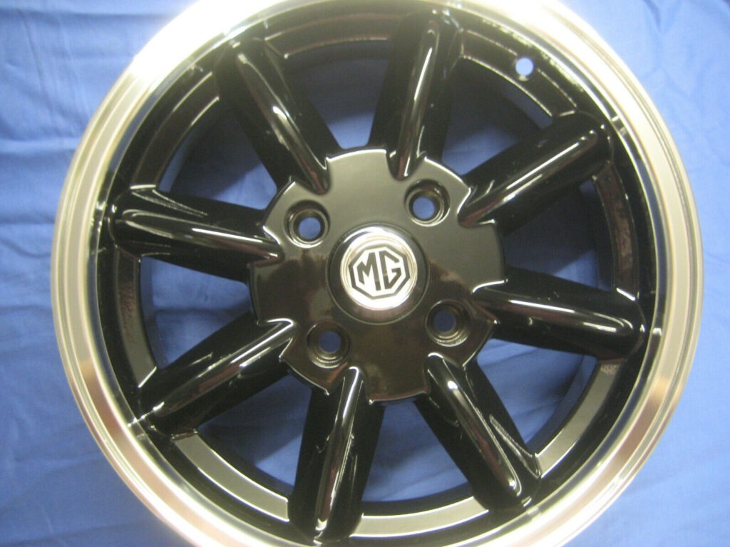 15ABLX4 SET OF 4 5.5 X 15 MG MGB ALLOY WHEELS BLACK WITH POLISHED RIMS