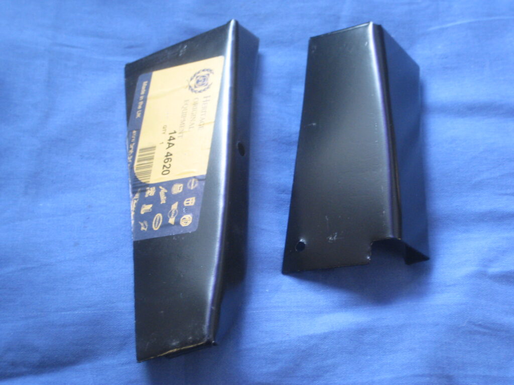 14A4620/3 PAIR OF MIDGET SILL CLOSING PLATES RH HERITAGE