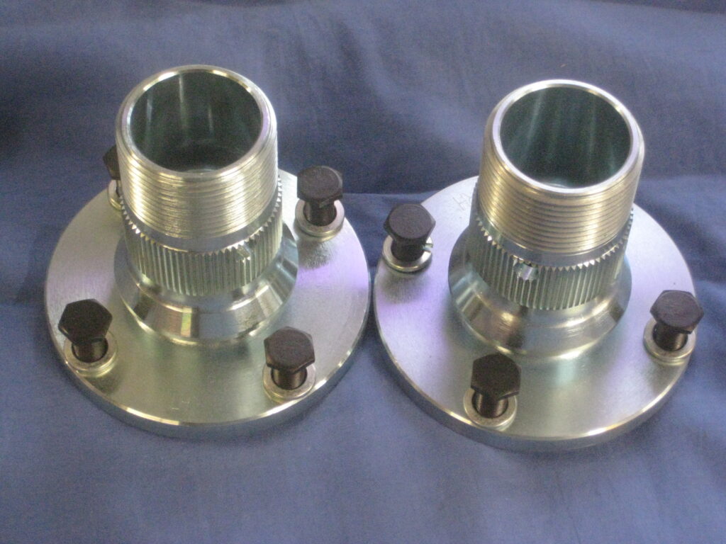 128PR MGB PAIR OF REAR W/W CONVERSION HUBS TO FIT TO S/W TUBE AXLE