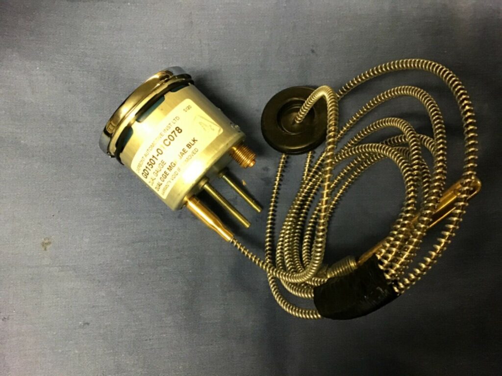 New MGA Jaeger Oil Pressure & Water Temperature F Dual Gauge GD1501/01 / 17H298 - Image 2