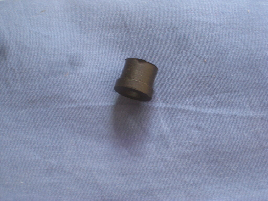 1B8347 MGB GEARBOX MOUNTING TIE STEADY BUSH