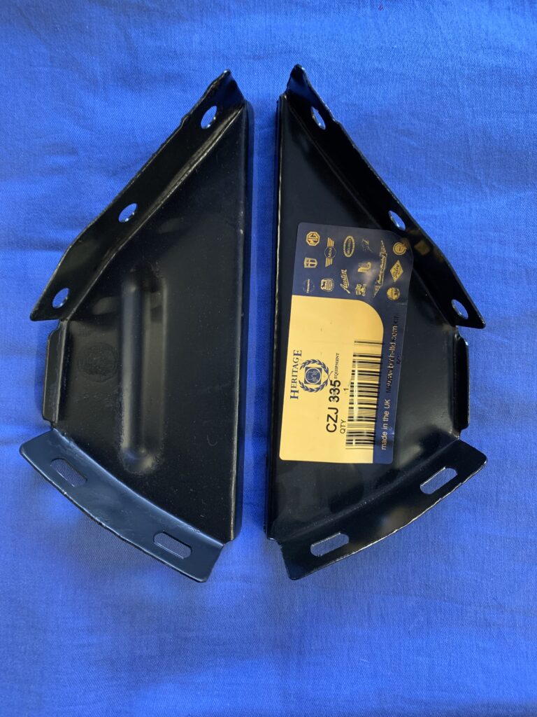 CZJ334/5/6/7 MIDGET 1275 REAR SPLIT BUMPER SUPPORT BRACKETS