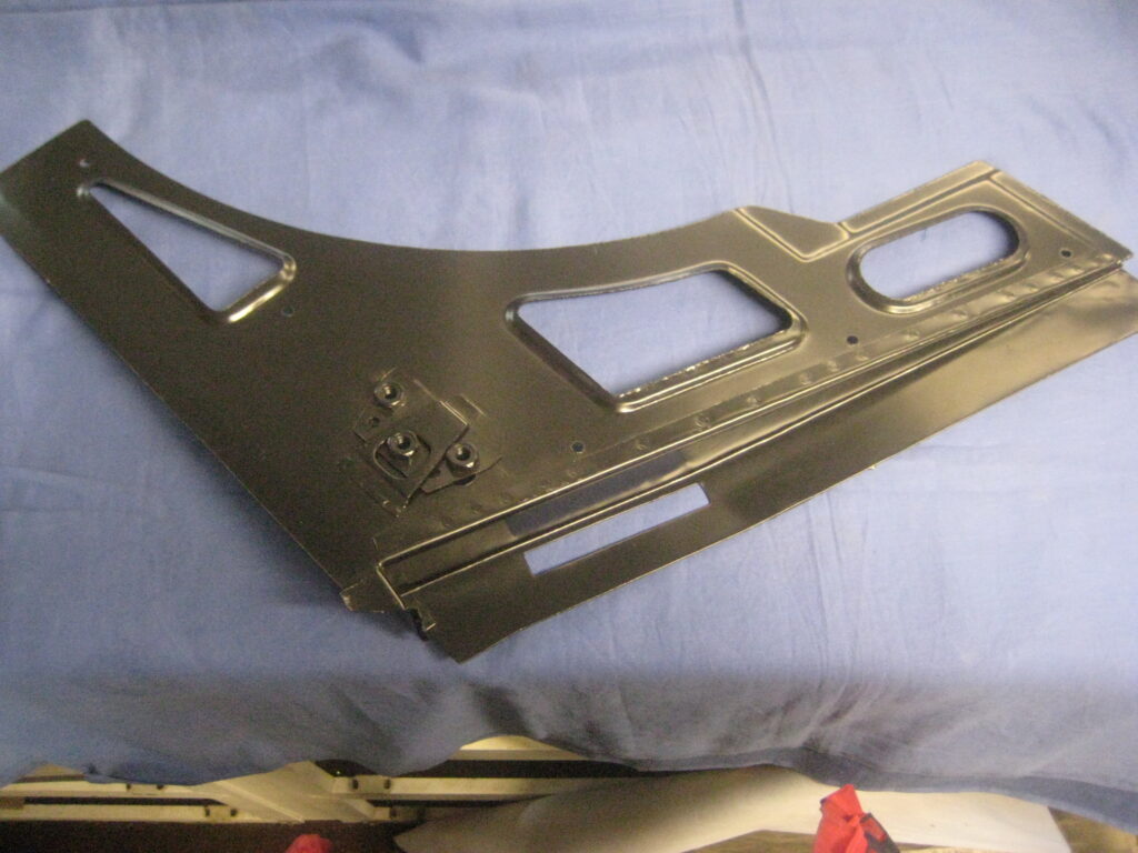 AHA8014/5 MIDGET REAR INNER WHEEL ARCH TO B POST PANEL - Image 2