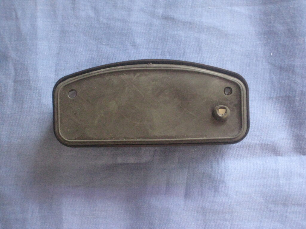 127916BLK 83H335 MGB & MIDGET NUMBER PLATE LAMP PLASTIC BLACK - Image 3