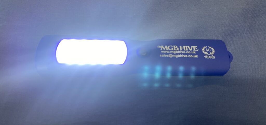 BHIVE4 SOFT TOUCH MGB HIVE LED TORCH FLASHLIGHT VERY BRIGHT GREAT FOR ENGINE BAY - Image 4