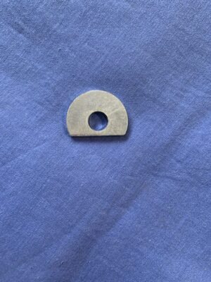 AHH6393 MGB ROADSTER WINDSCREEN FRAME TO BODY D SHAPE WASHER