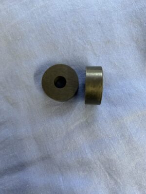 24G629 MGB FRONT BUMPER CORNER RUBBER SPACER