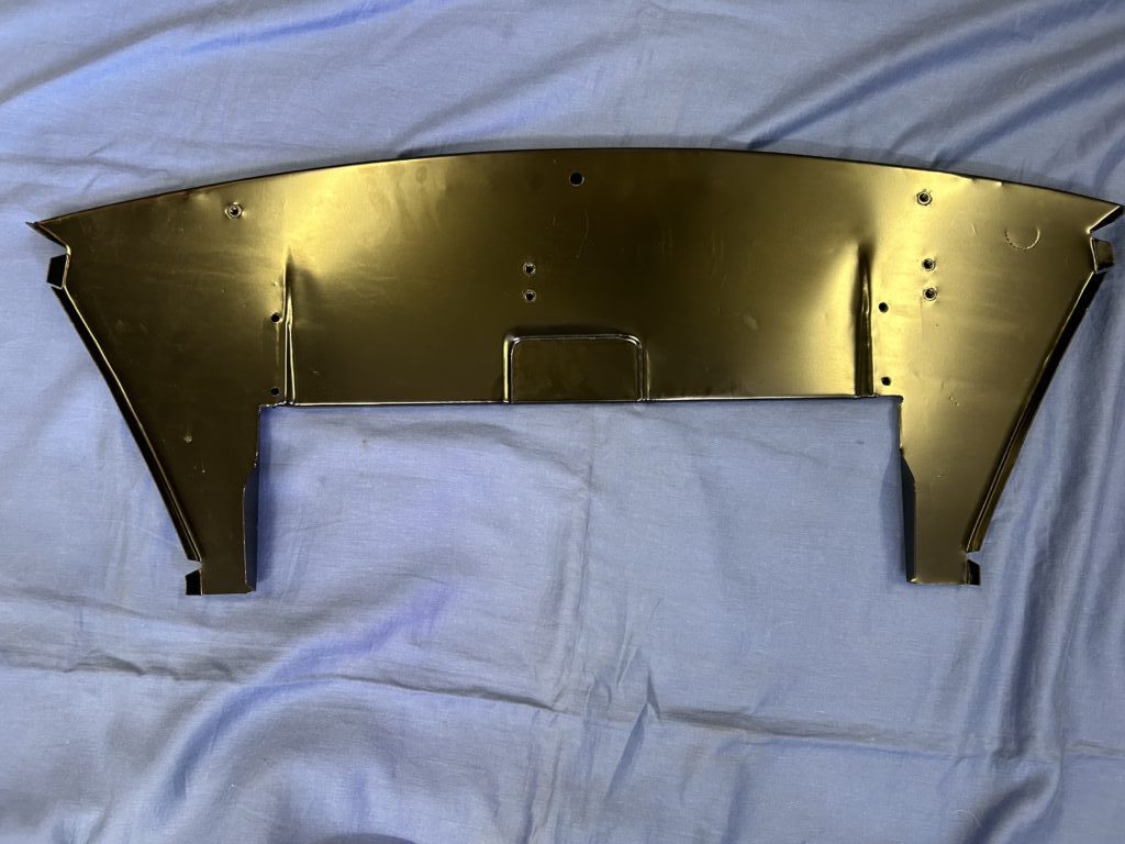 HZA4604 HERITAGE GENUINE GT V8 OIL COOLER TRAY C/B V8 - Image 2