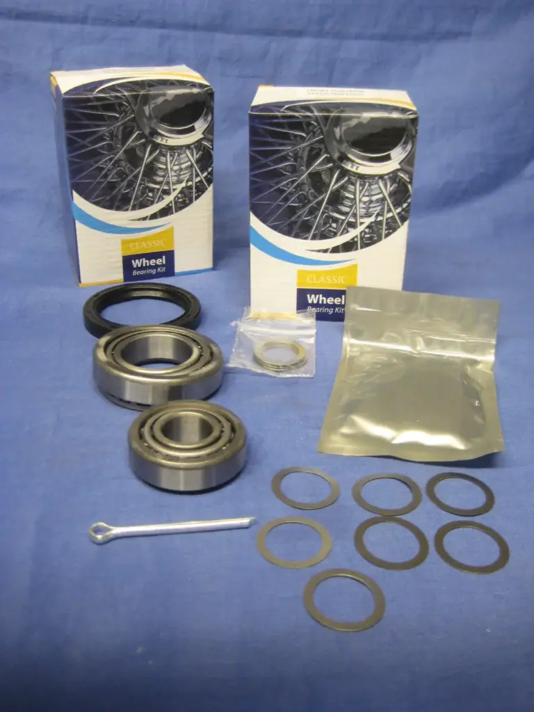 MGB, C, & GTV8 2 X FRONT WHEEL BEARING KITS & SHIM KIT GHK1005KIT